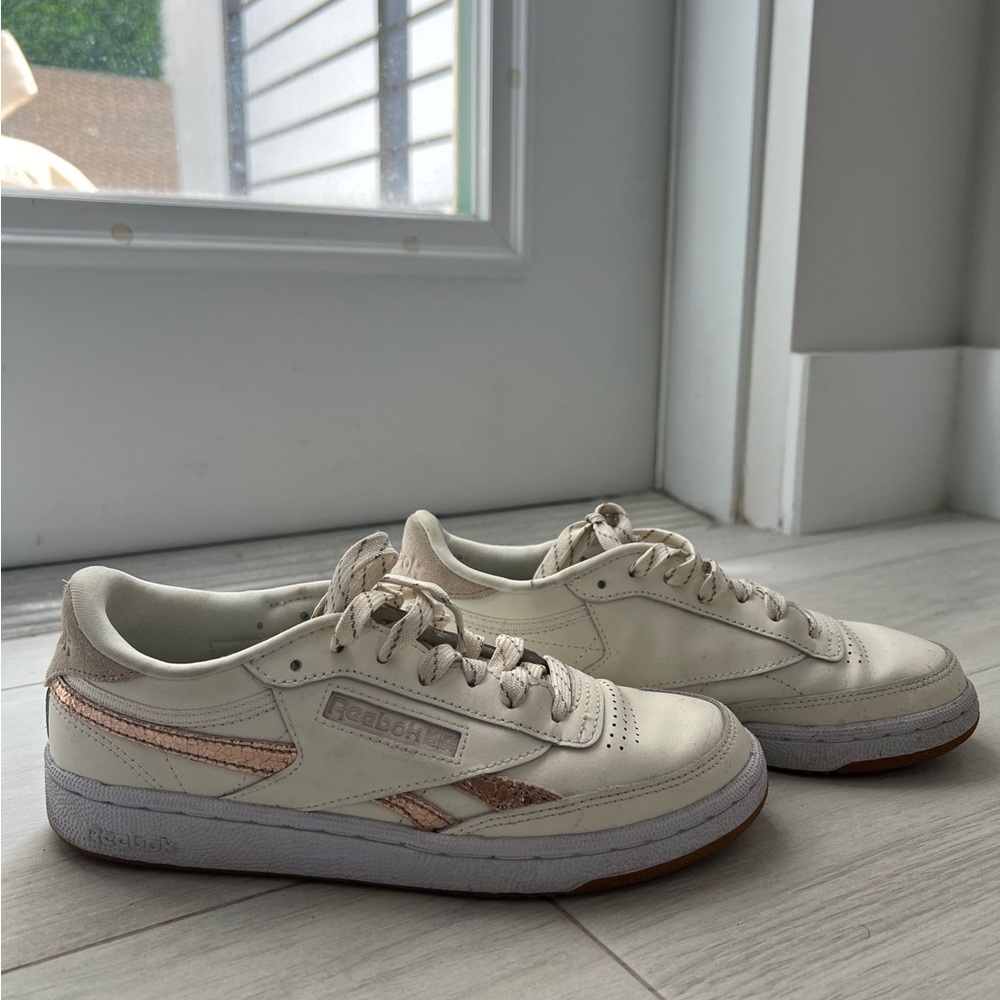 Reebok sneaker